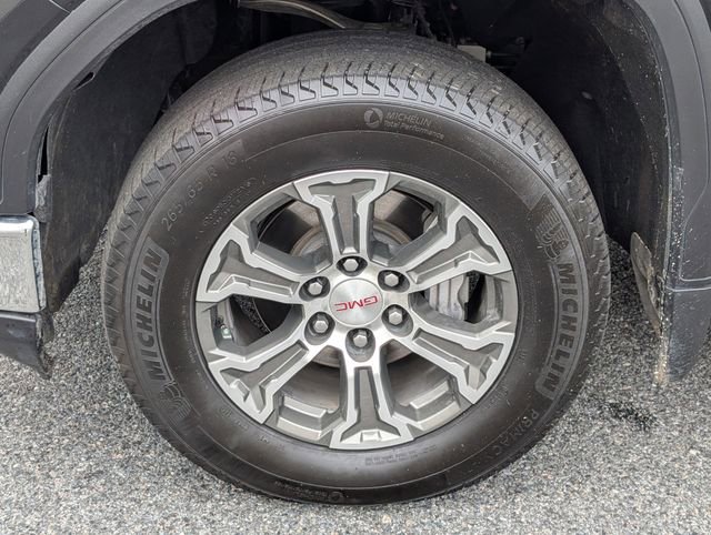 Used 2025 GMC Sierra 1500 SLT image 13