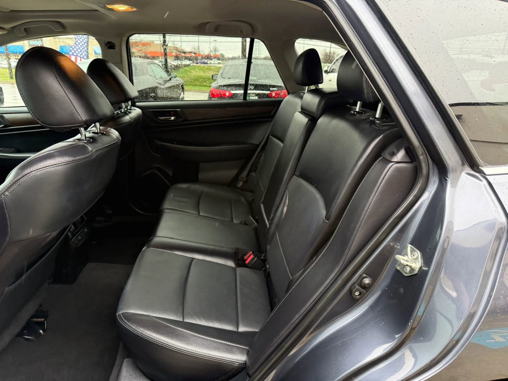 Used 2017 Subaru Outback 2.5i Limited AWD/4WD image 22