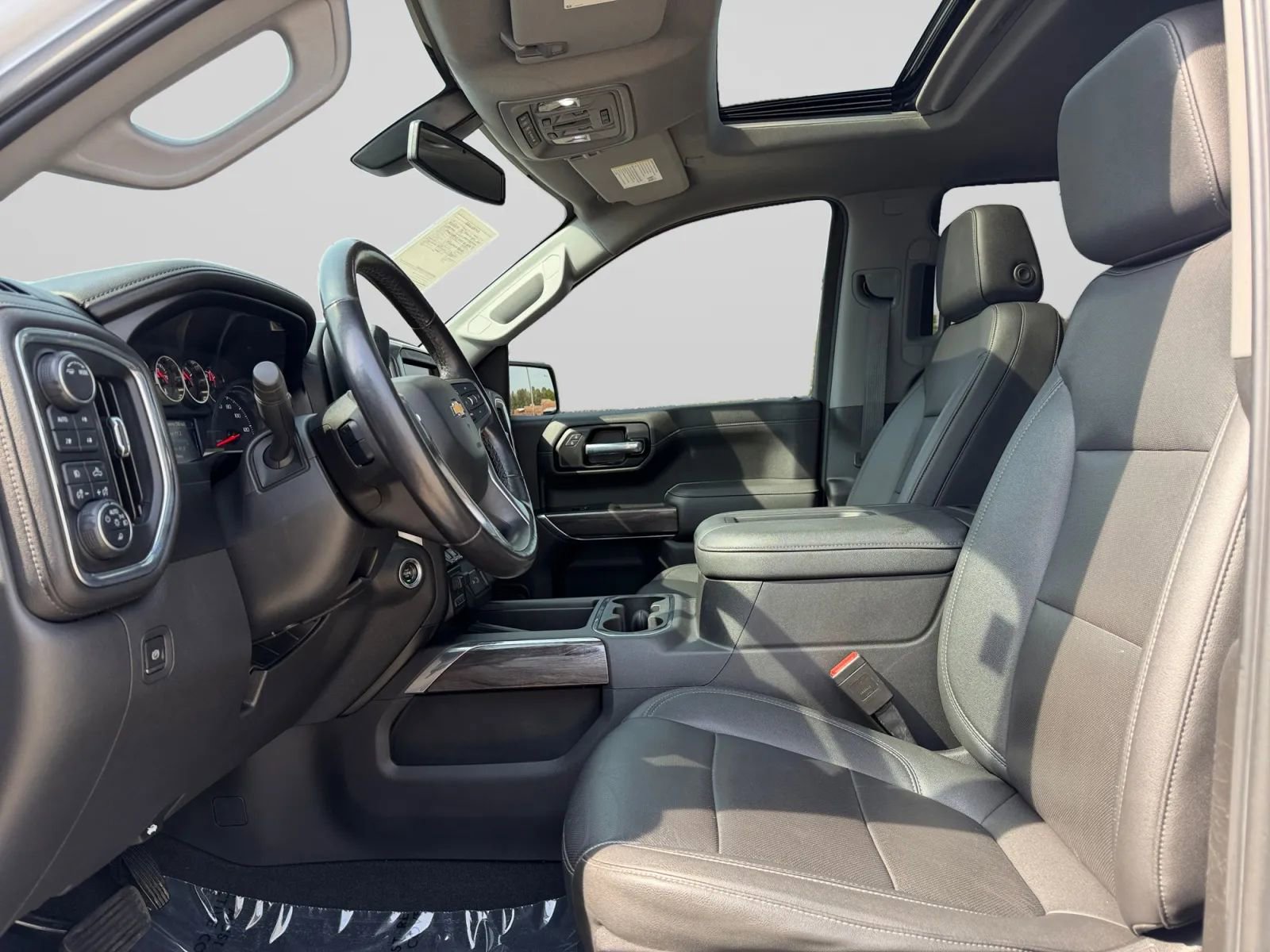 Used 2021 Chevrolet Silverado 1500 LTZ image 17