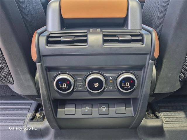 Used 2024 Land Rover Defender 110 X AWD/4WD image 18