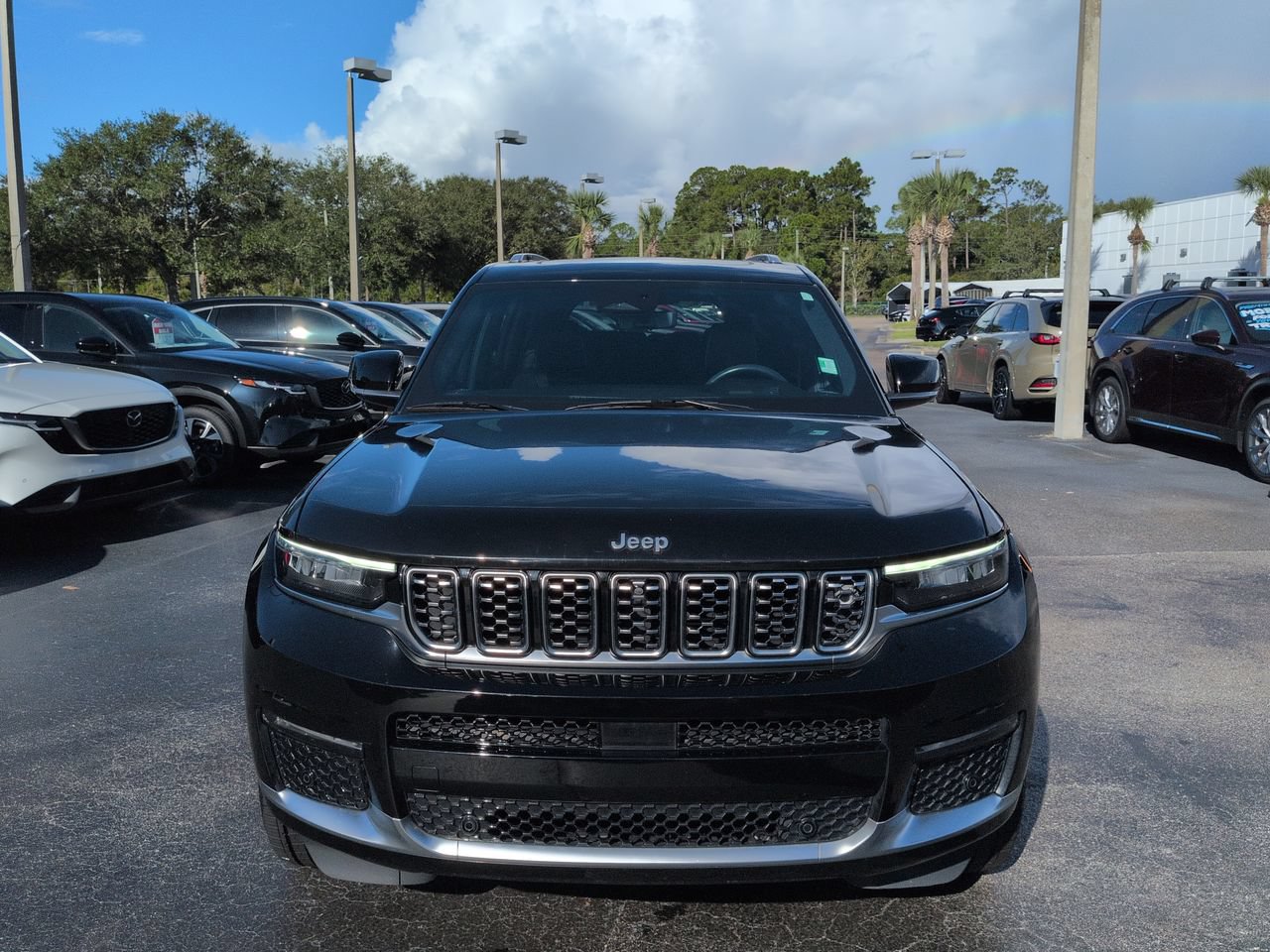 Used 2022 Jeep Grand Cherokee L Summit AWD/4WD image 9