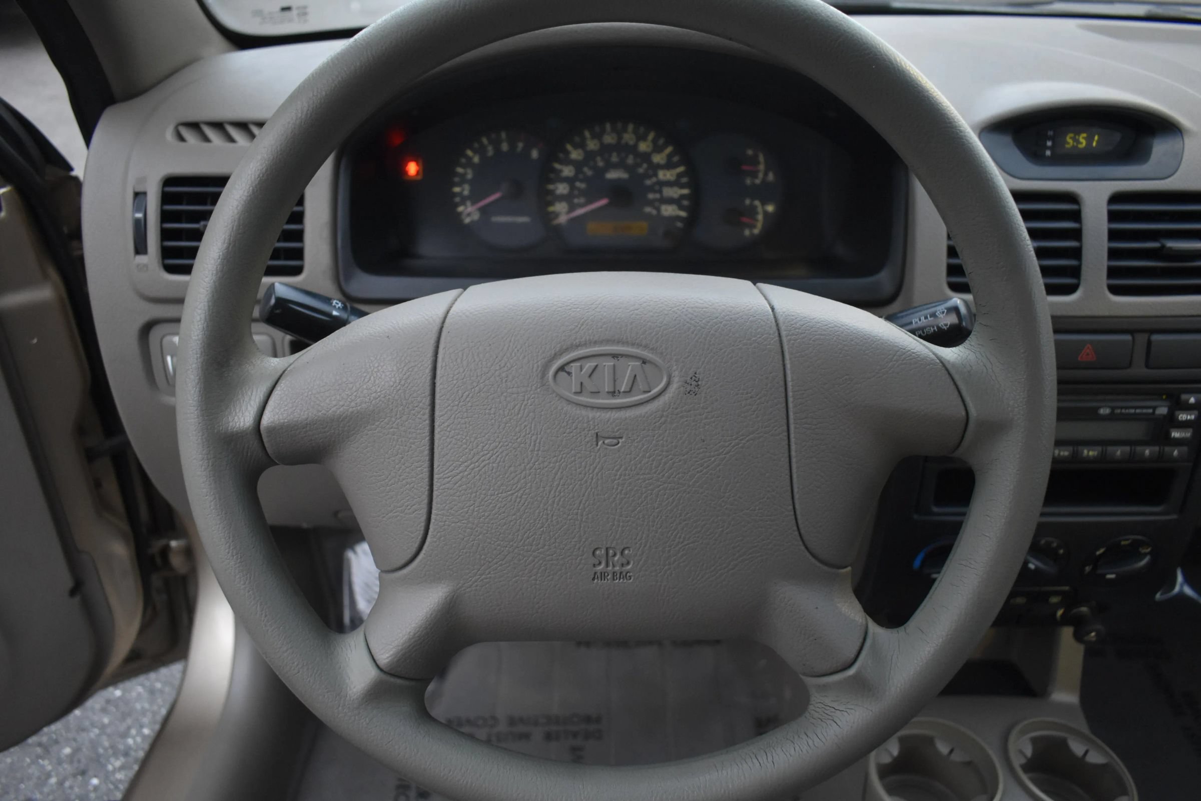 Used 2005 Kia Rio Sedan FWD image 16