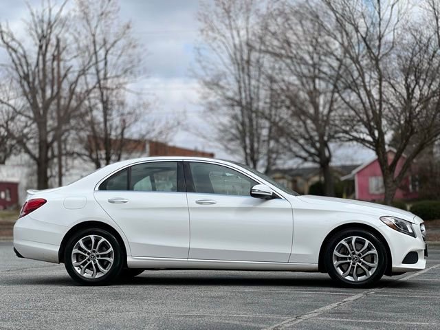 Used 2018 Mercedes-Benz C 300 4MATIC Sedan image 4