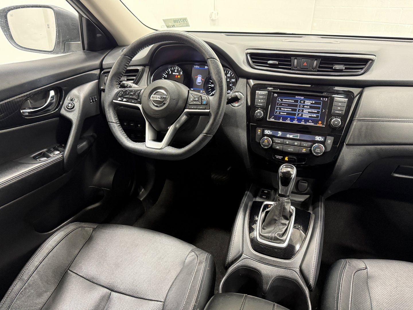 Used 2020 Nissan Rogue SL image 34