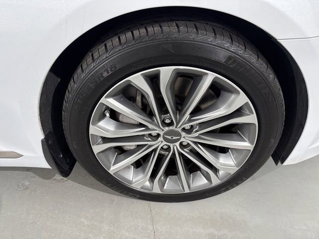 Used 2015 Hyundai Genesis 3.8 w/ Option Group 02 image 18