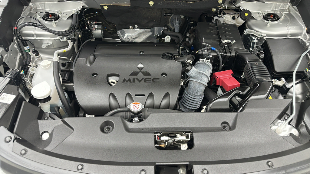Used 2025 Mitsubishi Outlander Sport AWD image 25