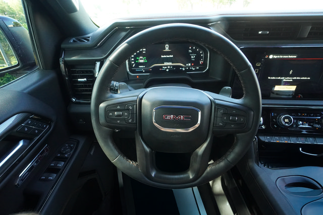 Used 2023 GMC Sierra 1500 AT4 w/ AT4 Premium Package AWD/4WD image 19