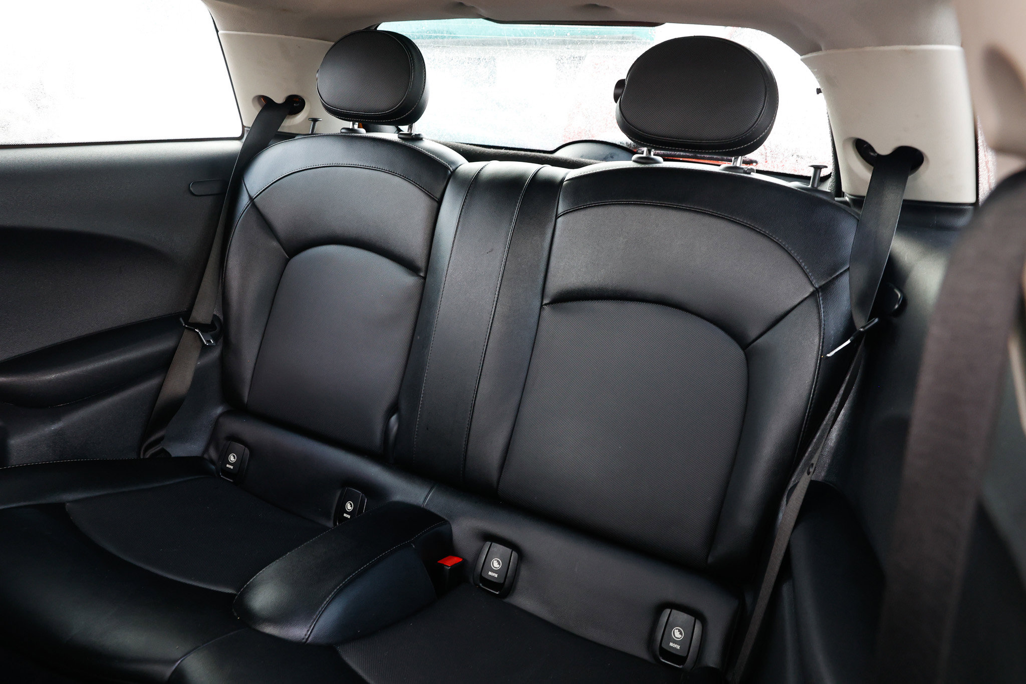 Used 2015 MINI Cooper 2-Door Hardtop image 11