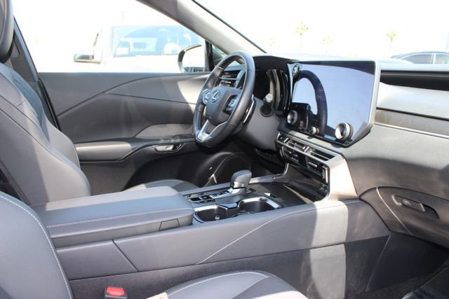 Certified 2025 Lexus RX 350 Premium w/ Accessory Package (Z1) FWD image 5