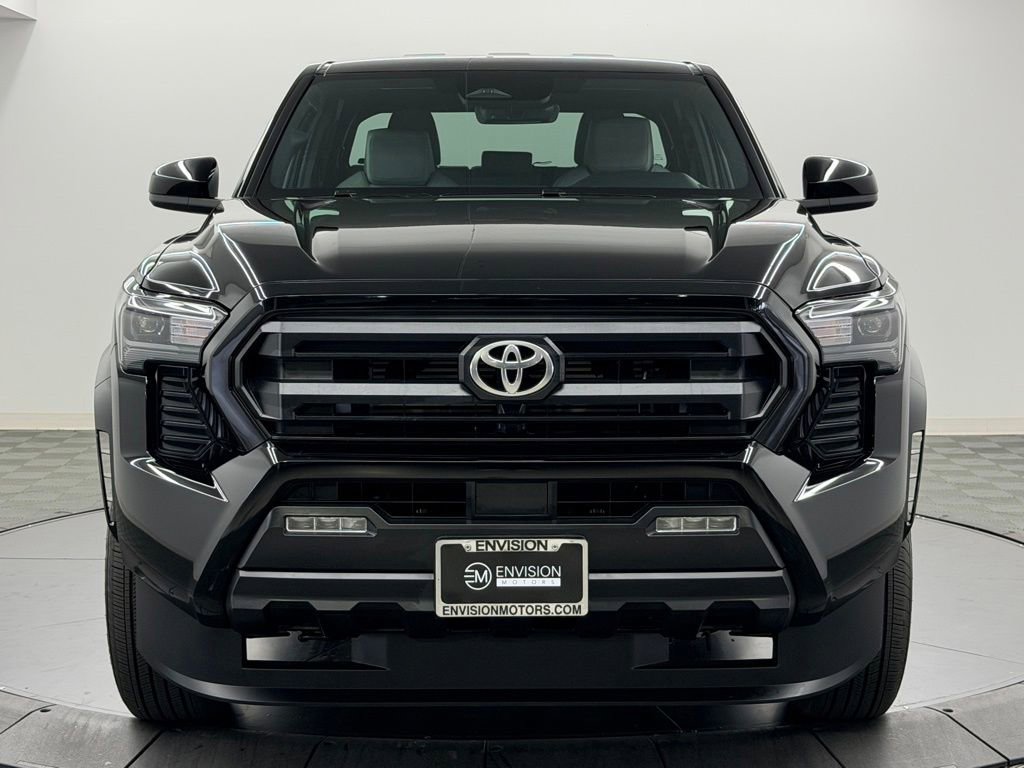 Certified 2026 Toyota Tacoma SR5 AWD/4WD image 6