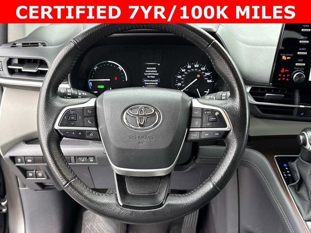 Used 2024 Toyota Sienna XLE image 19
