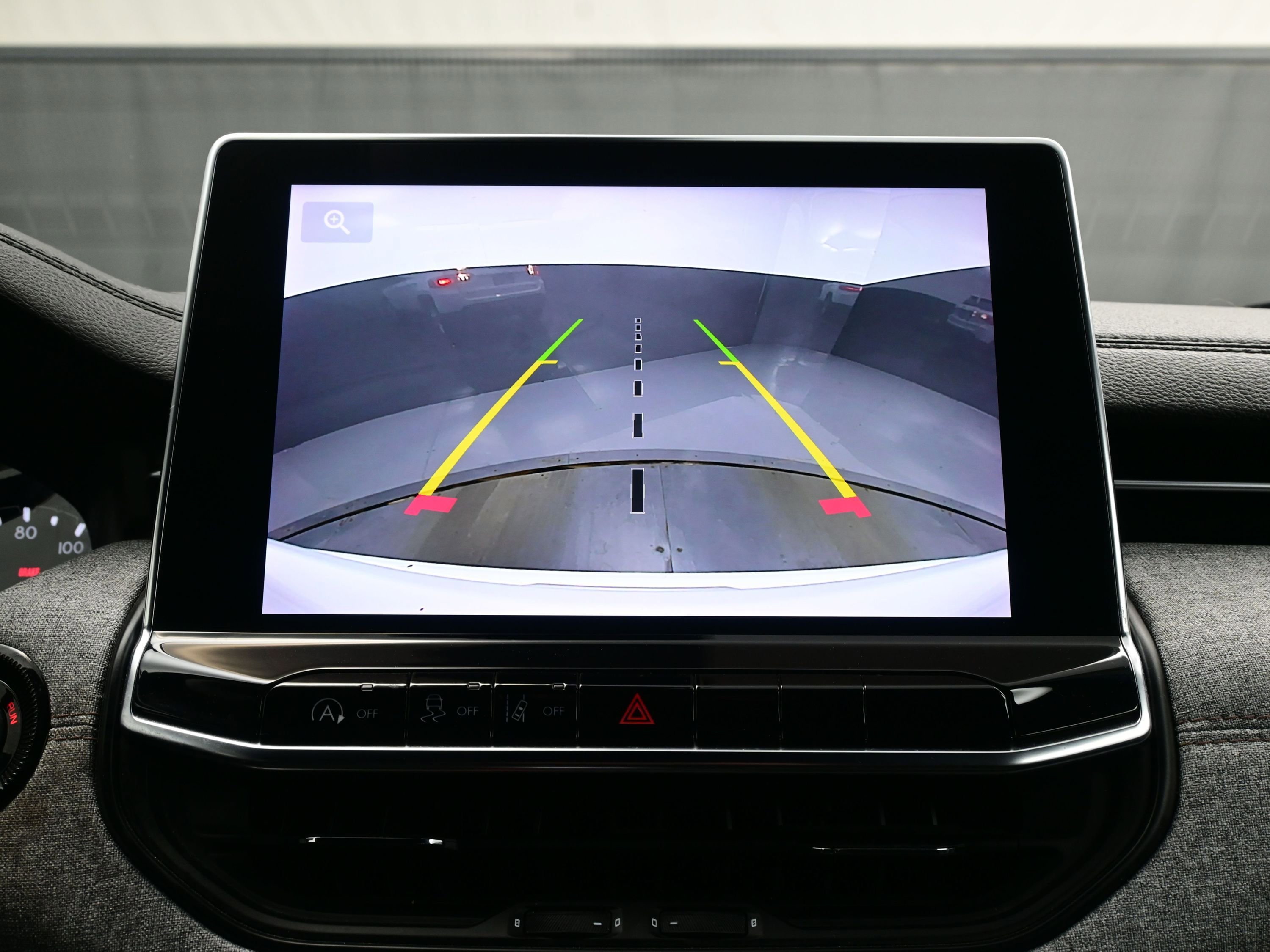 Used 2023 Jeep Compass Latitude image 18