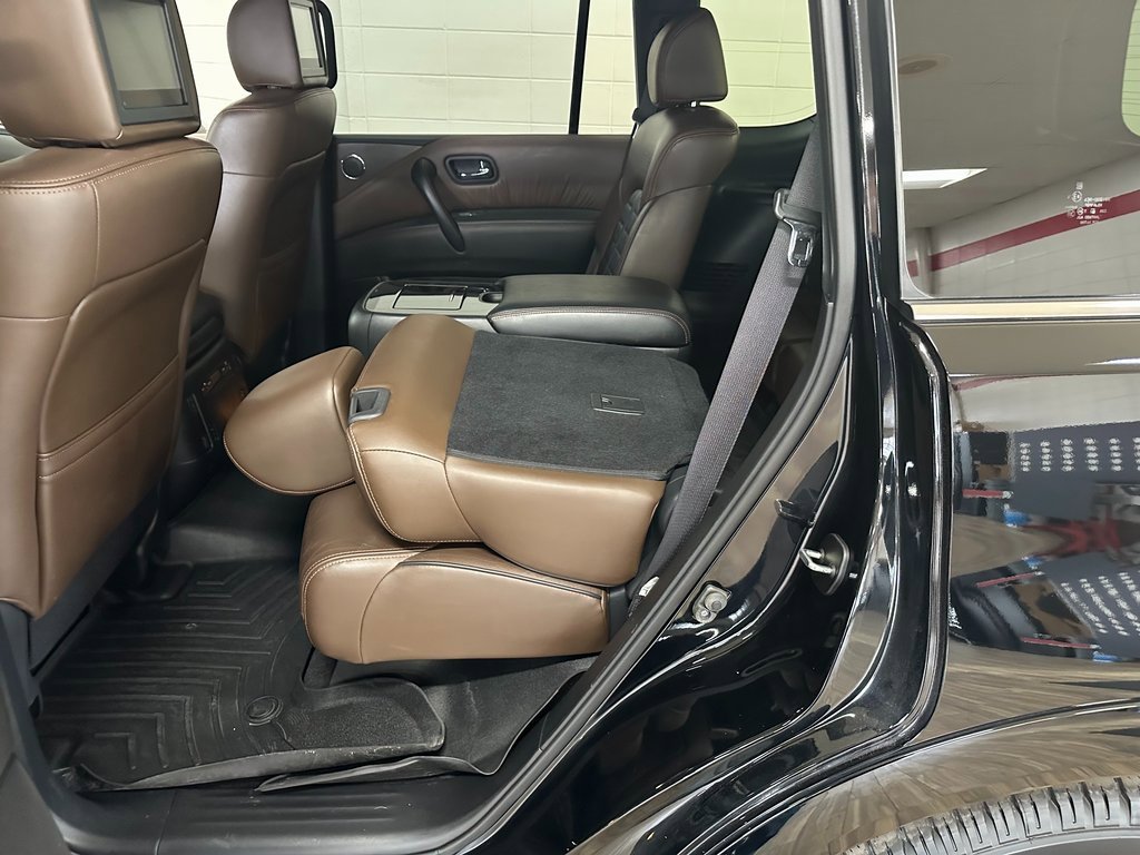 Used 2020 Nissan Armada Platinum image 31