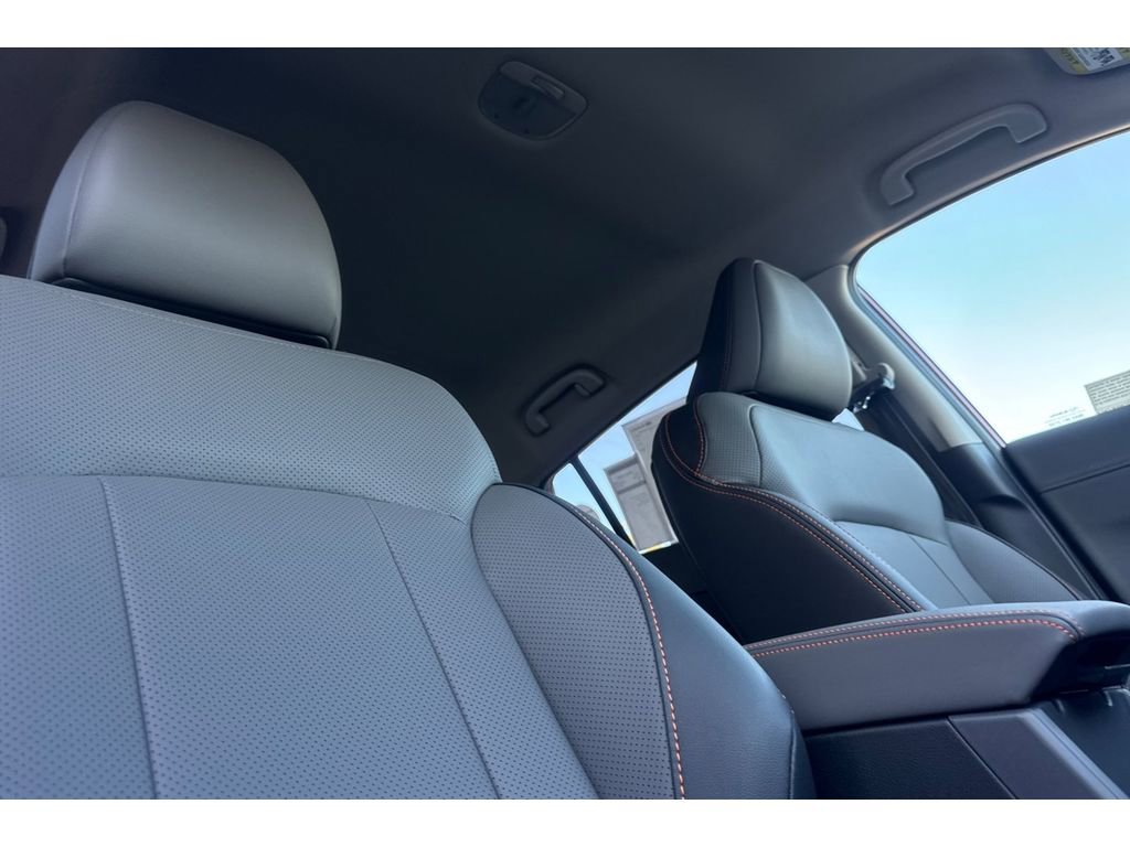 New 2026 Subaru Crosstrek 2.5i Limited w/ Crosstrek Mirror Package AWD/4WD image 17