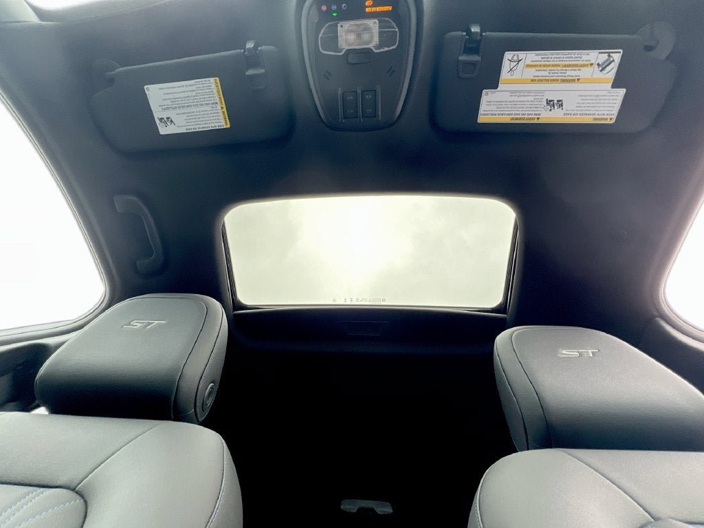 New 2026 Buick Envista Sport Touring w/ Convenience I Package FWD image 17