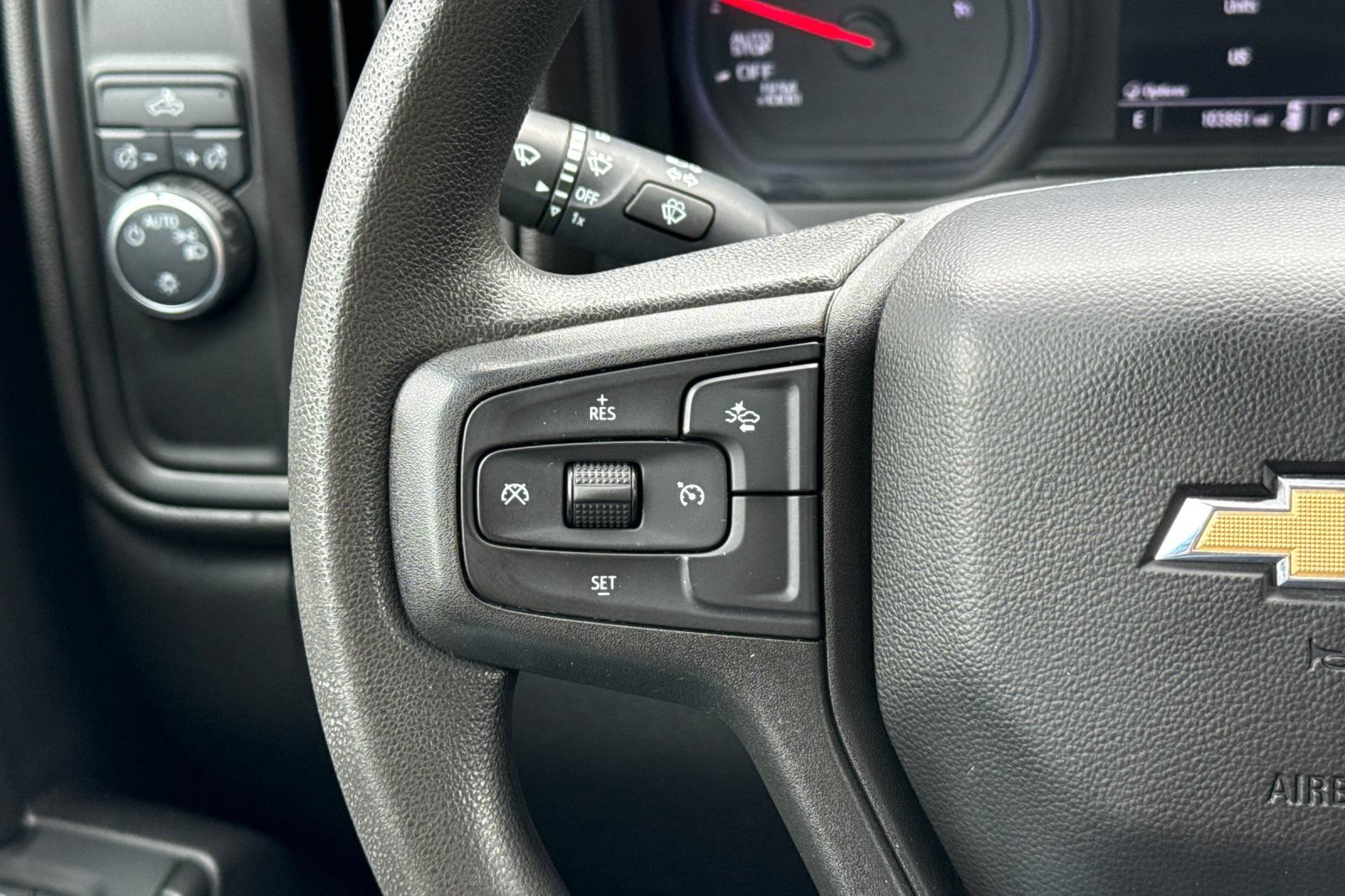 Used 2023 Chevrolet Silverado 1500 Custom w/ LPO, Dark Essentials Package RWD image 31