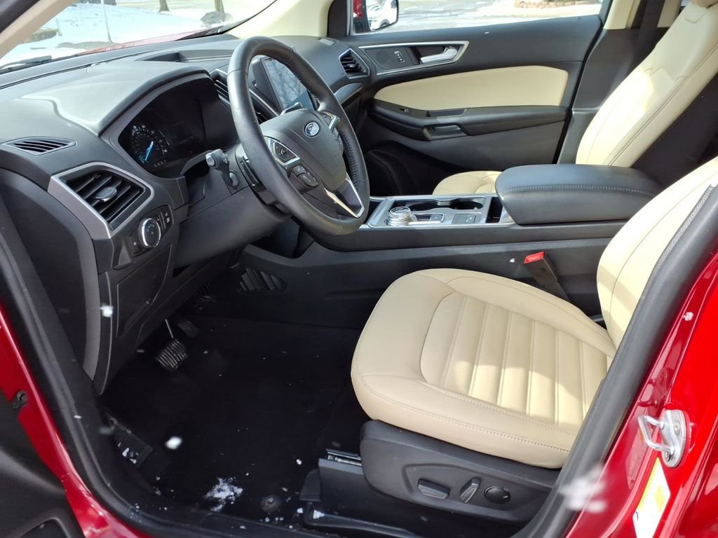 Used 2024 Ford Edge SEL w/ Convenience Package image 10