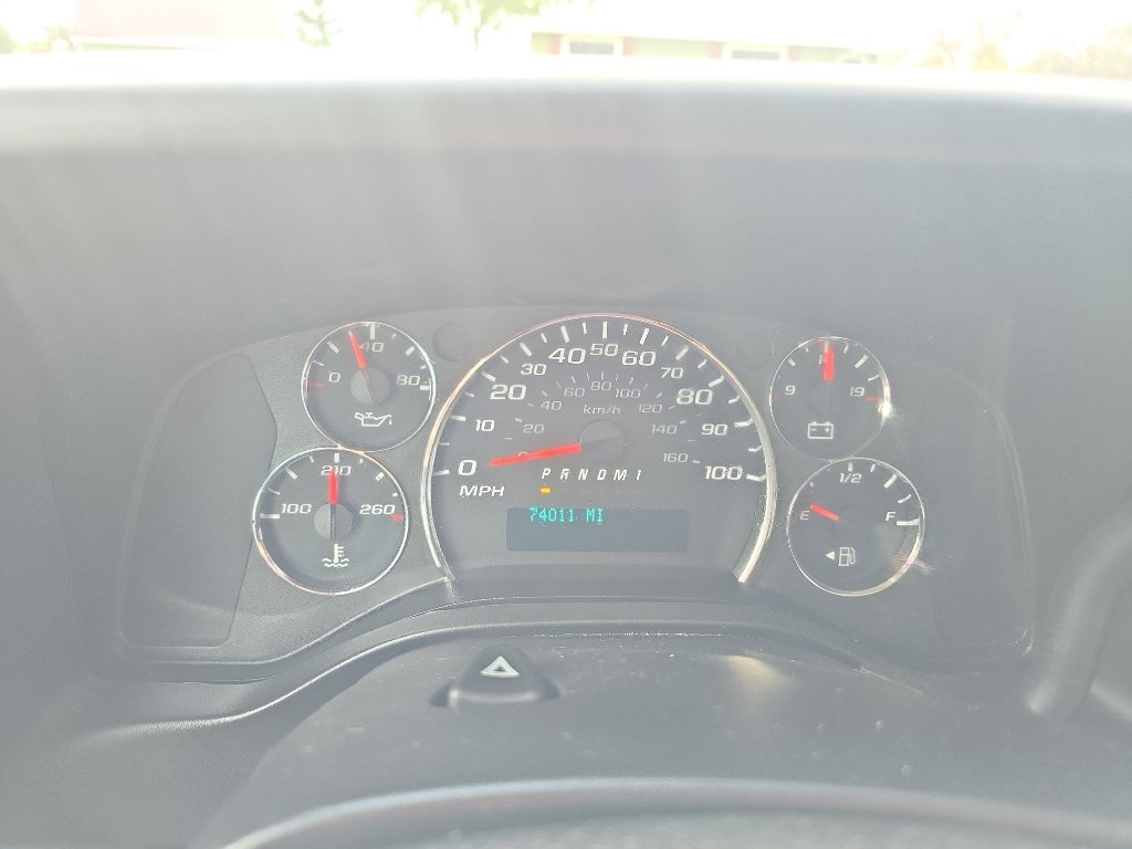 Used 2015 Chevrolet Express 2500 RWD image 21