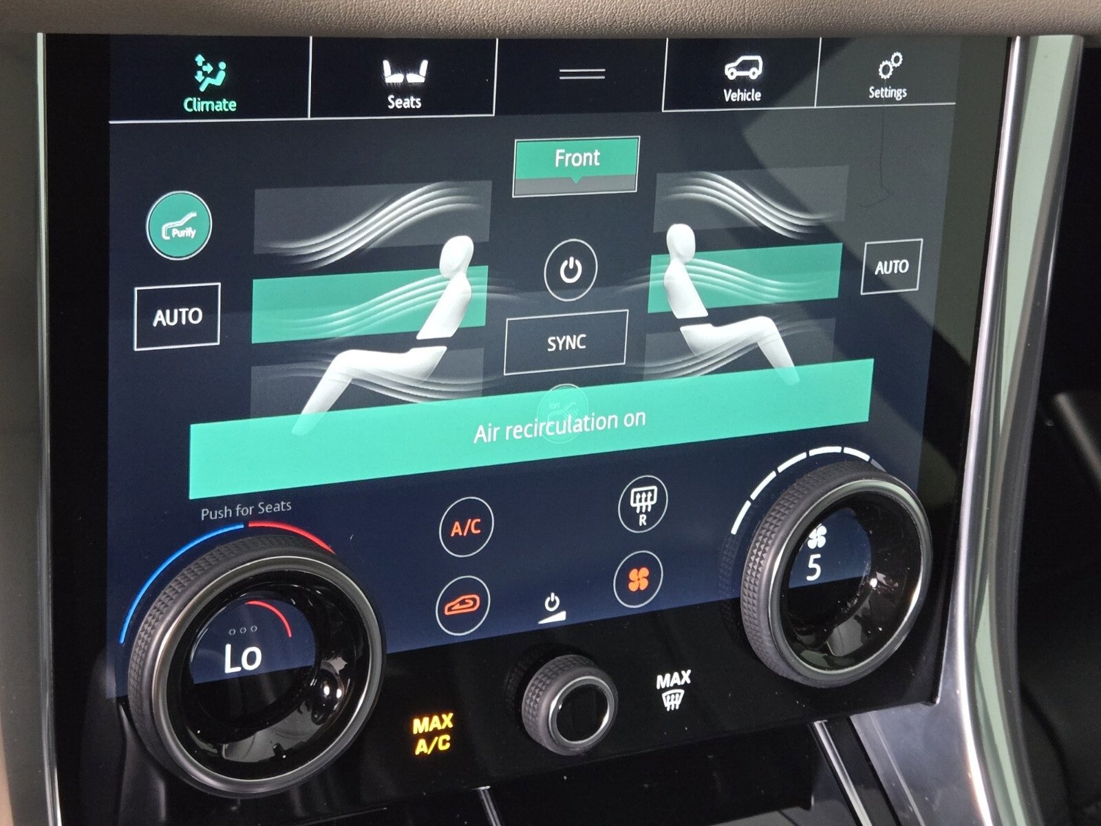 Used 2022 Land Rover Range Rover Sport HSE Silver Edition image 29