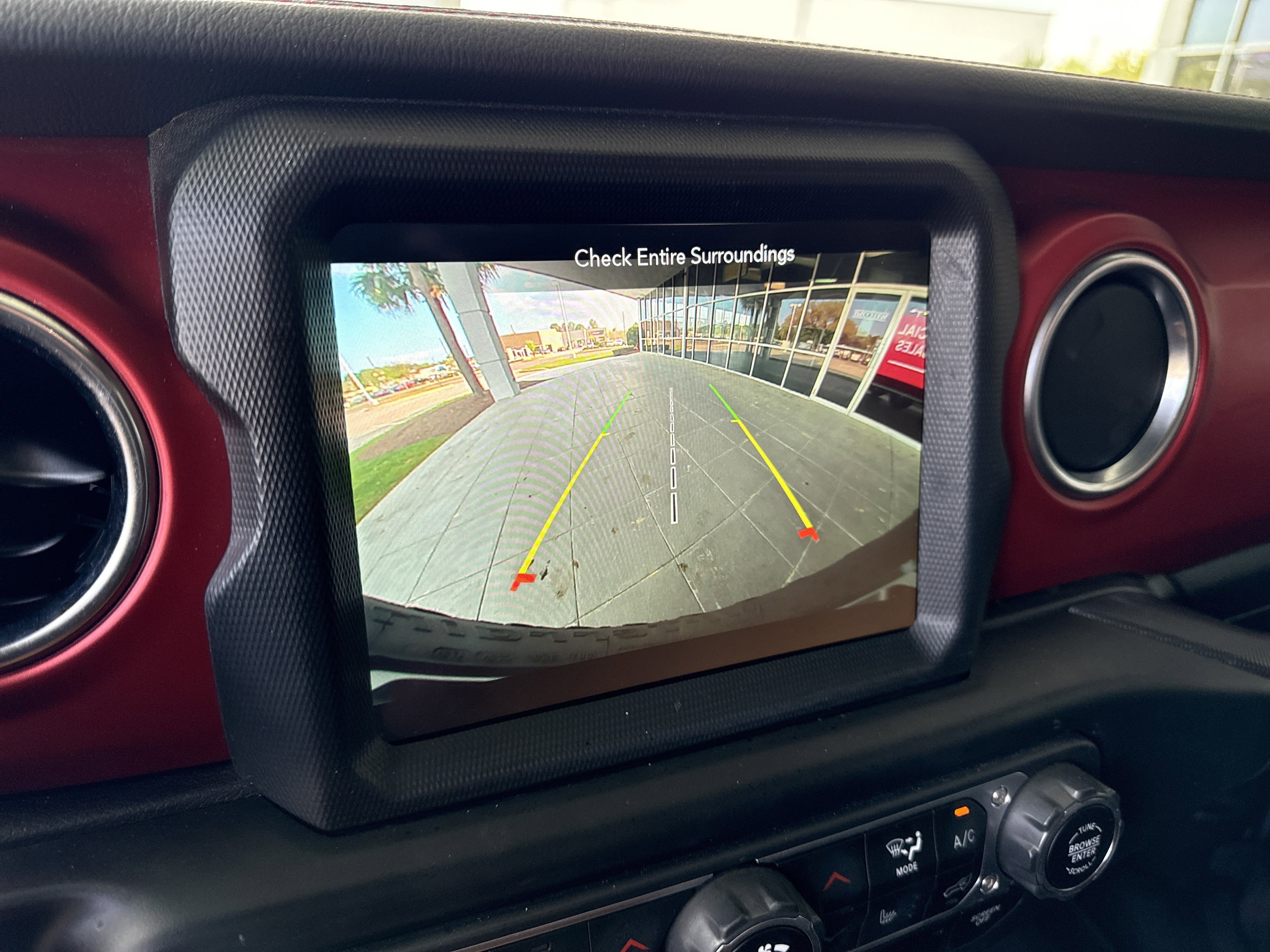 Used 2022 Jeep Wrangler Unlimited Rubicon w/ LED Lighting Group image 32