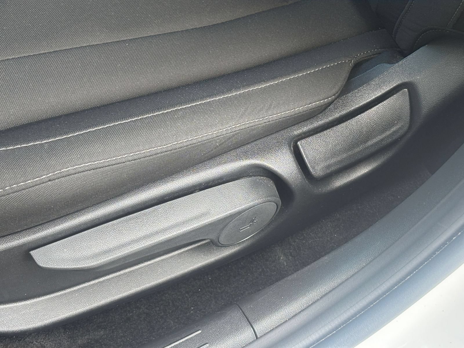 Used 2026 Hyundai Elantra Sport FWD image 21