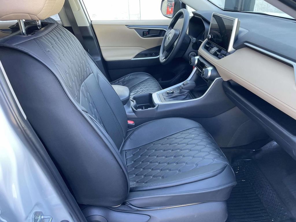 Used 2025 Toyota RAV4 LE image 46