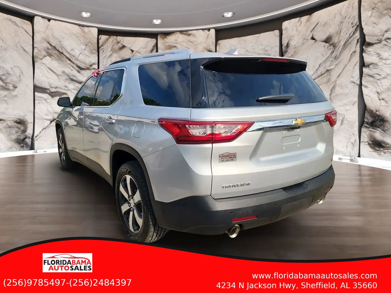 Used 2018 Chevrolet Traverse LT FWD image 5