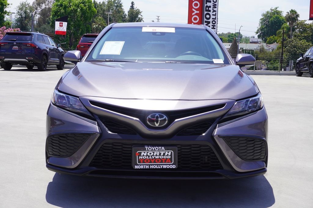 Certified 2024 Toyota Camry SE w/ Convenience Package FWD image 3