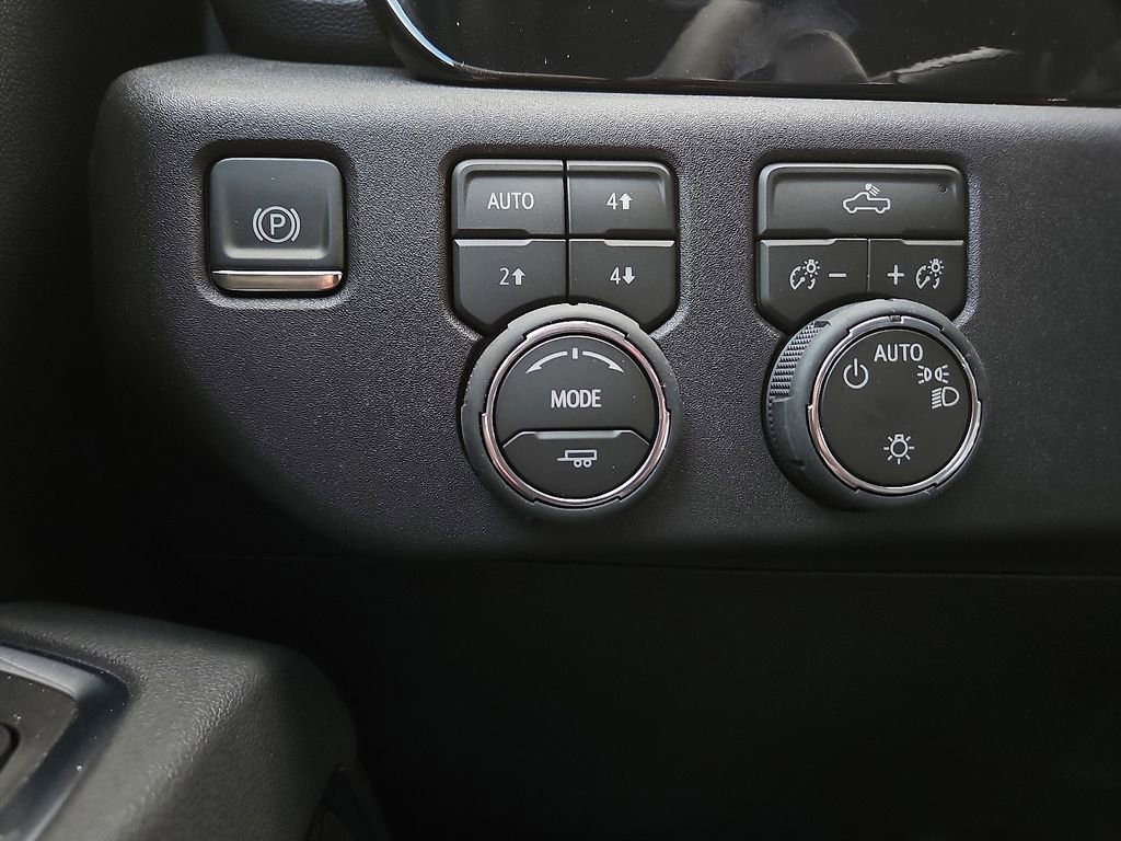 New 2026 Chevrolet Silverado 1500 LT image 16