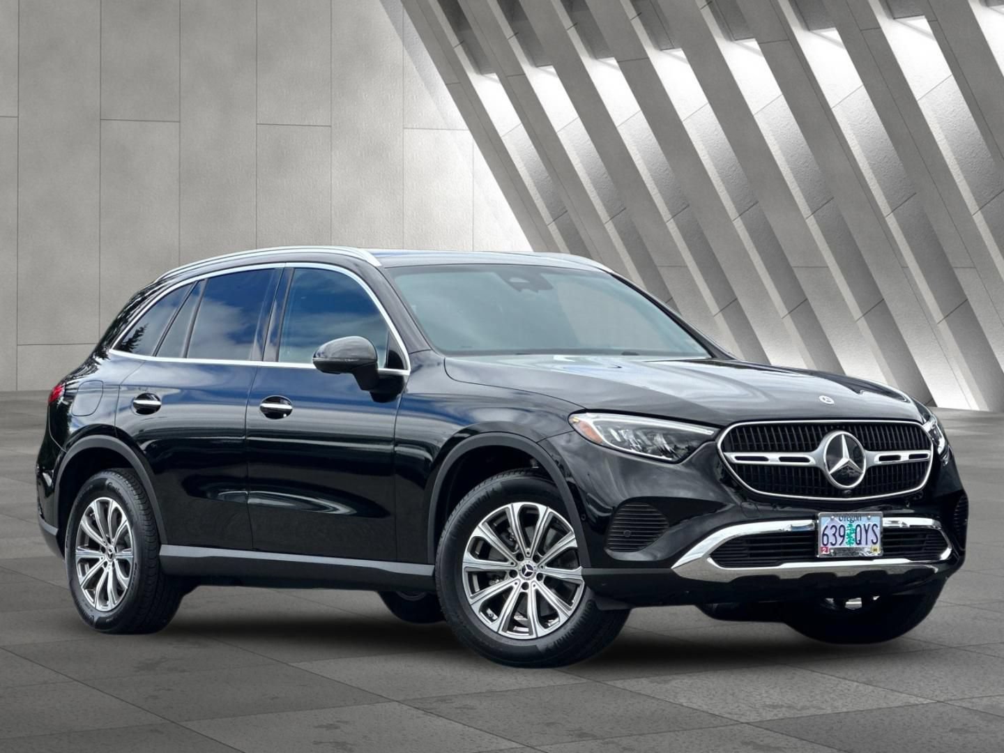 Certified 2026 Mercedes-Benz GLC 300 4MATIC image 2