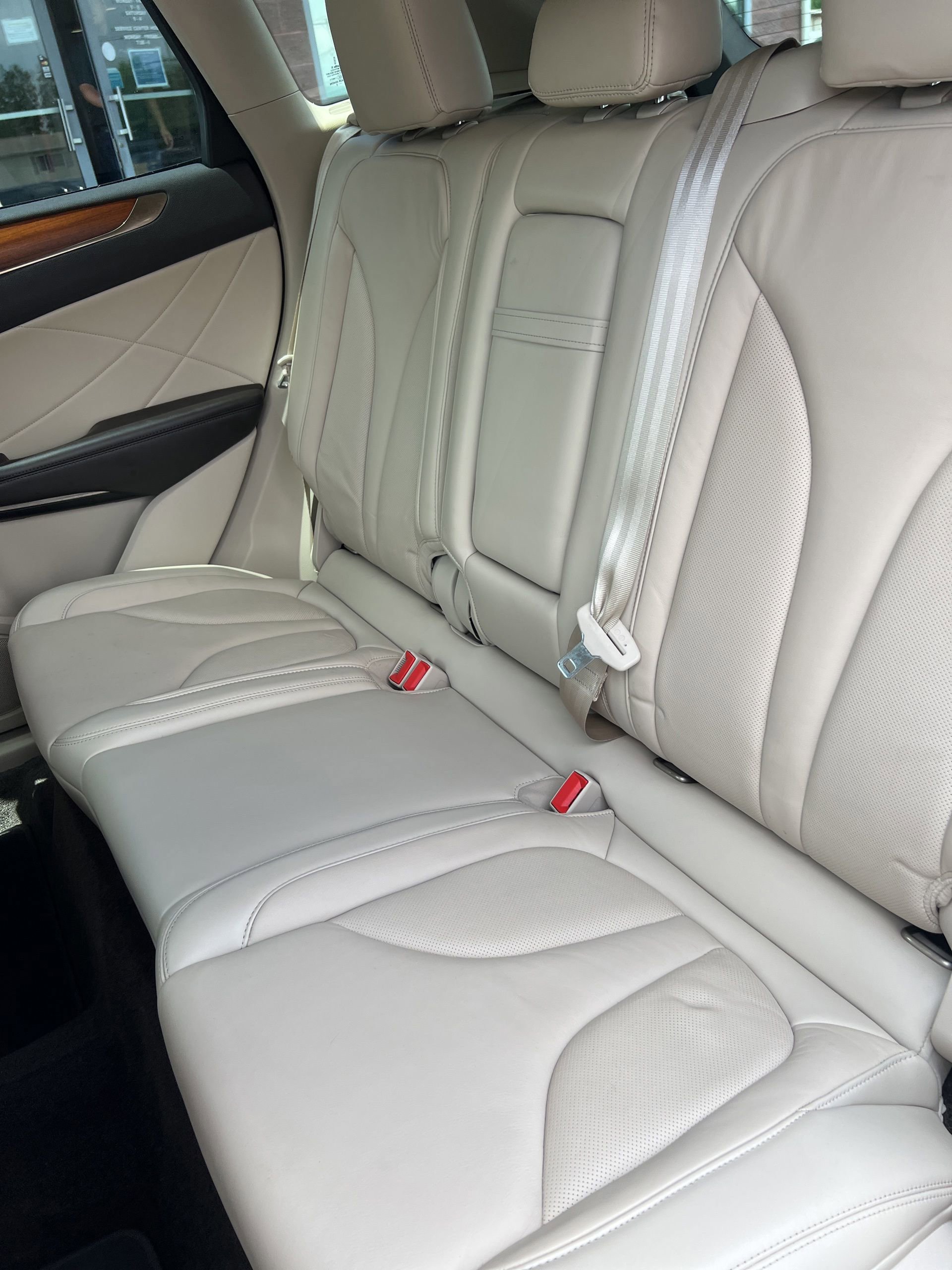 Used 2019 Lincoln MKC Select w/ Select Plus Package FWD image 22
