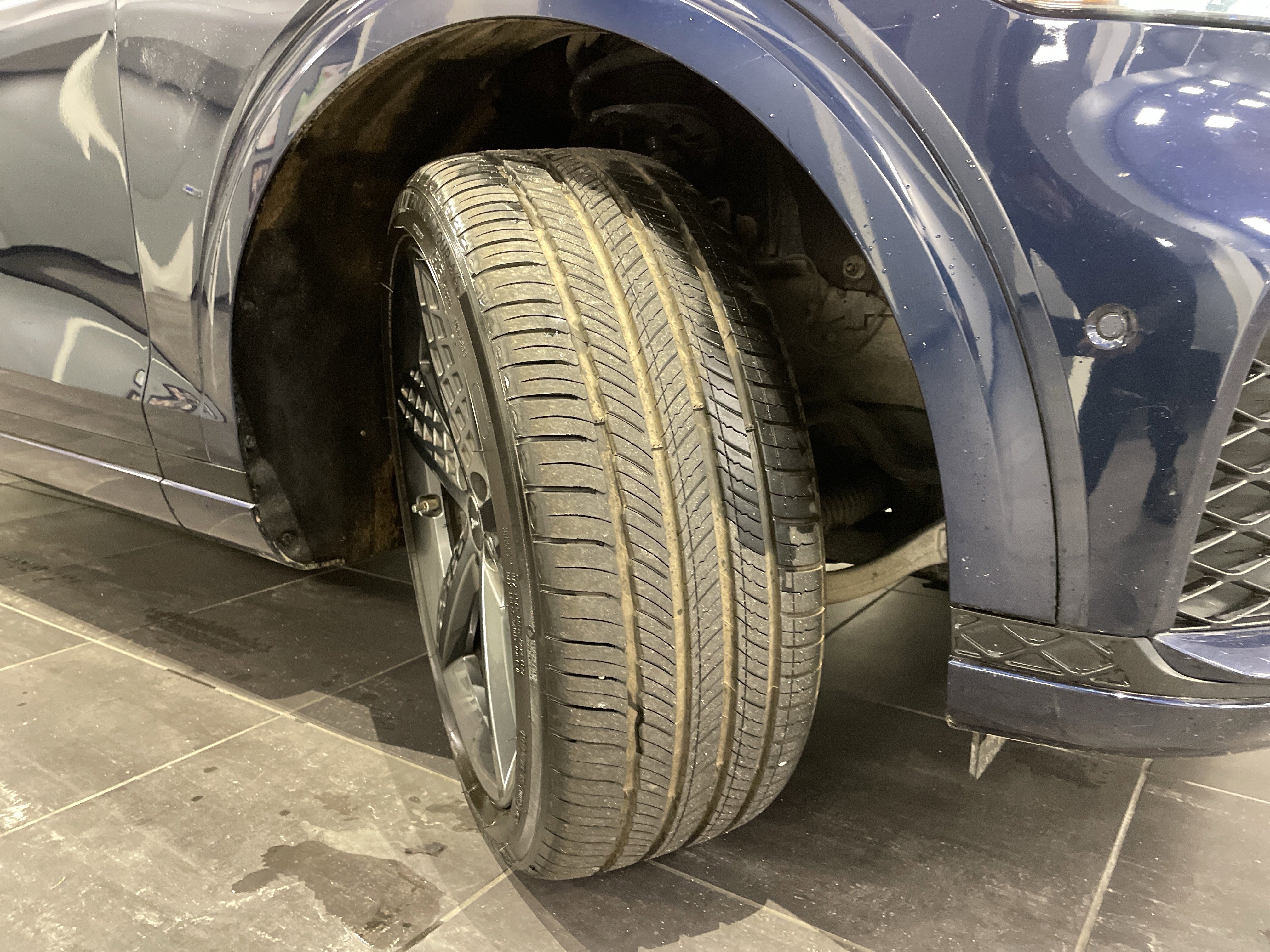 Used 2022 Genesis GV70 3.5T Sport w/ Sport Prestige Package image 13