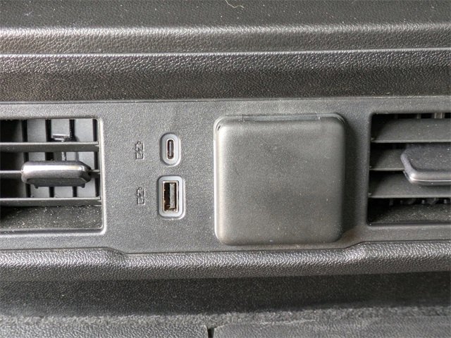 Used 2023 Chevrolet Silverado 1500 LT image 15