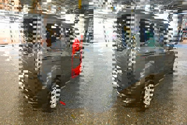 Used 2021 Ford Transit Connect XL image 5