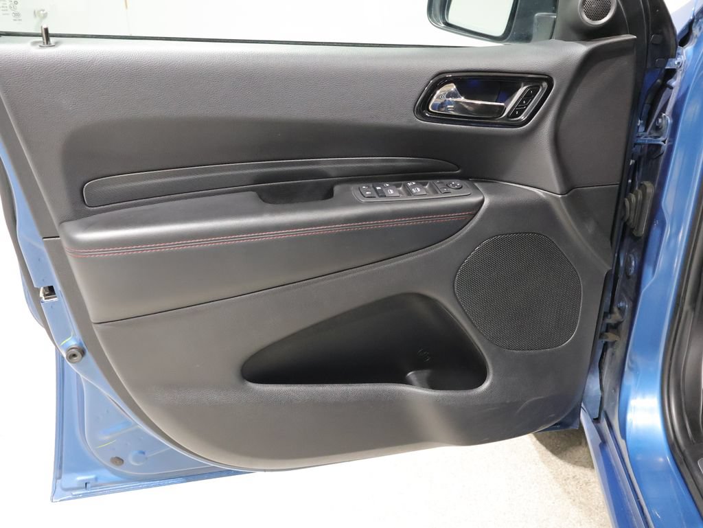 Used 2025 Dodge Durango GT AWD/4WD image 12