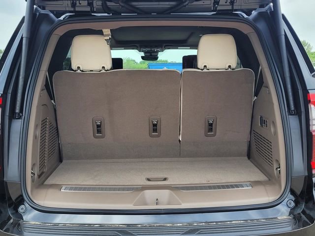New 2026 GMC Yukon Denali w/ Denali Reserve Package AWD/4WD image 9