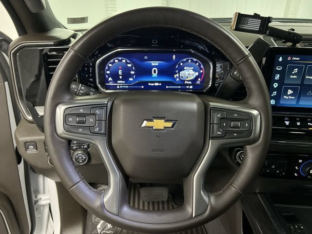 Certified 2025 Chevrolet Silverado 2500 LTZ w/ LTZ Convenience Package AWD/4WD image 11