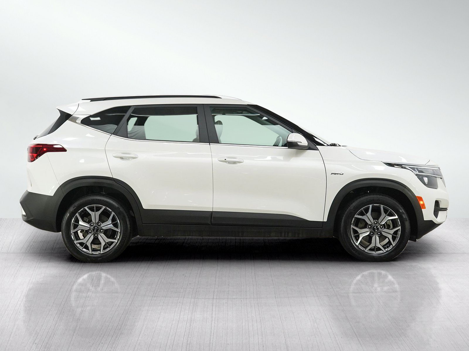Used 2021 Kia Seltos EX AWD/4WD image 6