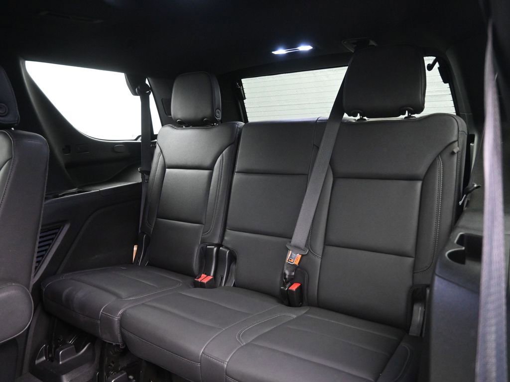 Used 2022 Chevrolet Tahoe Z71 w/ Luxury Package image 29