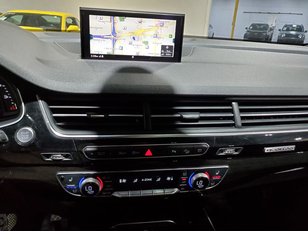 Used 2018 Audi Q7 3.0T Prestige w/ Prestige Package image 35