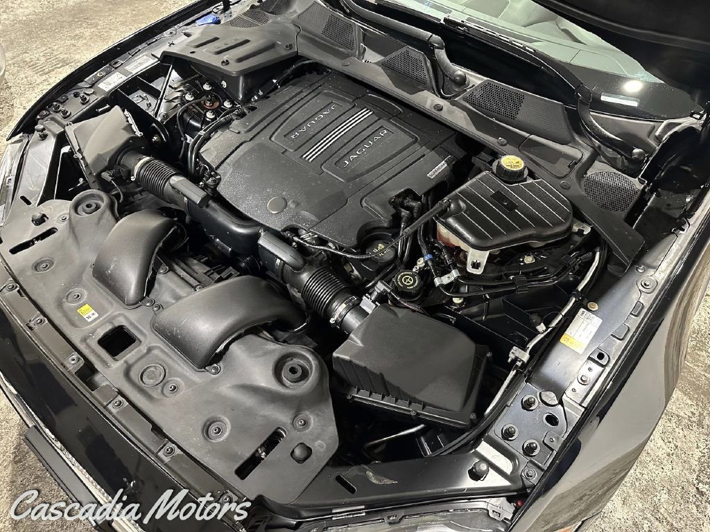 Used 2014 Jaguar XJ L Portfolio image 34