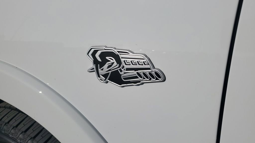 New 2026 RAM 1500 4x4 Crew Cab image 8