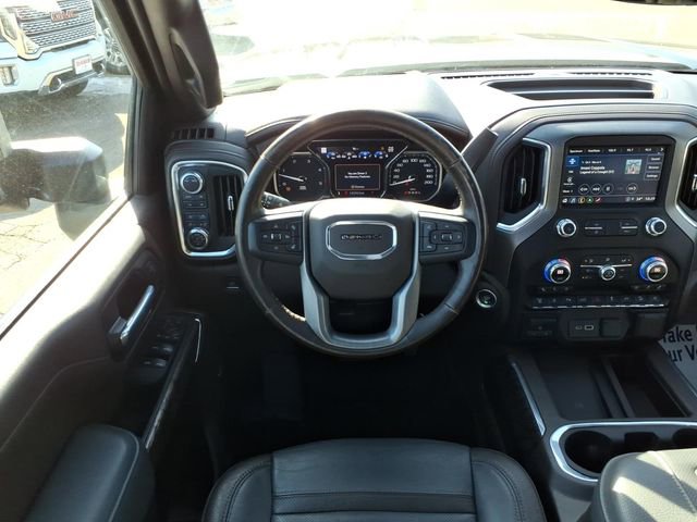 Used 2022 GMC Sierra 3500 Denali w/ Denali Black Diamond Edition image 14