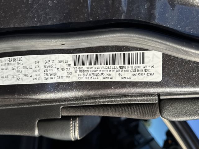 Used 2016 Jeep Cherokee Latitude w/ Cold Weather Group image 26