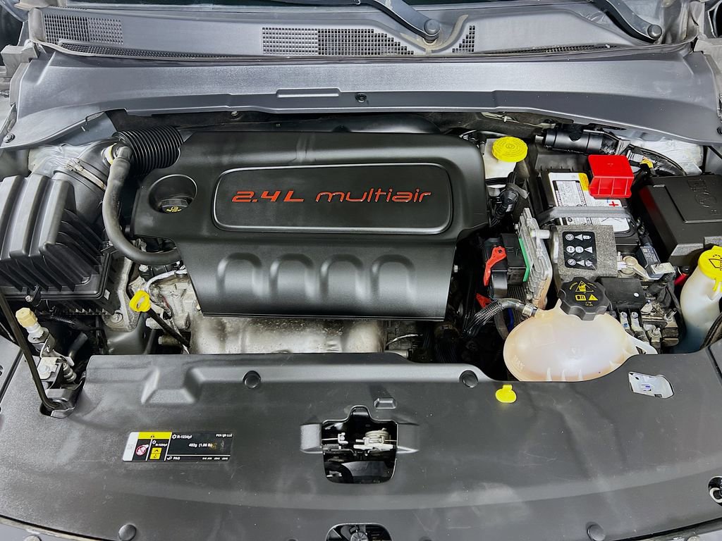 Used 2022 Jeep Compass Latitude w/ Convenience Group image 28