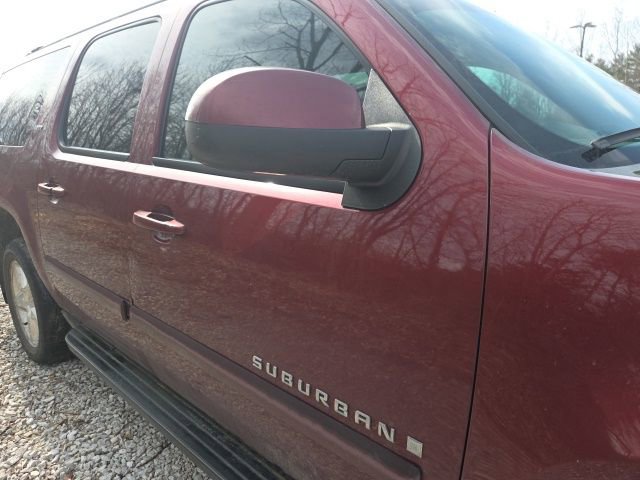 Used 2008 Chevrolet Suburban LT image 5