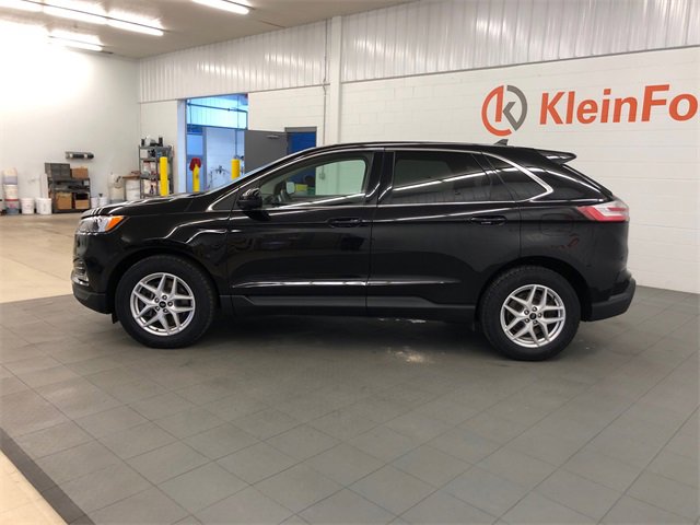 Used 2023 Ford Edge SEL w/ Convenience Package image 4