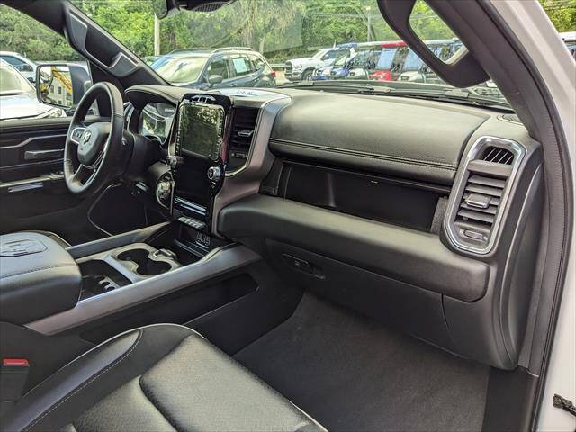 Used 2024 RAM 1500 Laramie AWD/4WD image 17