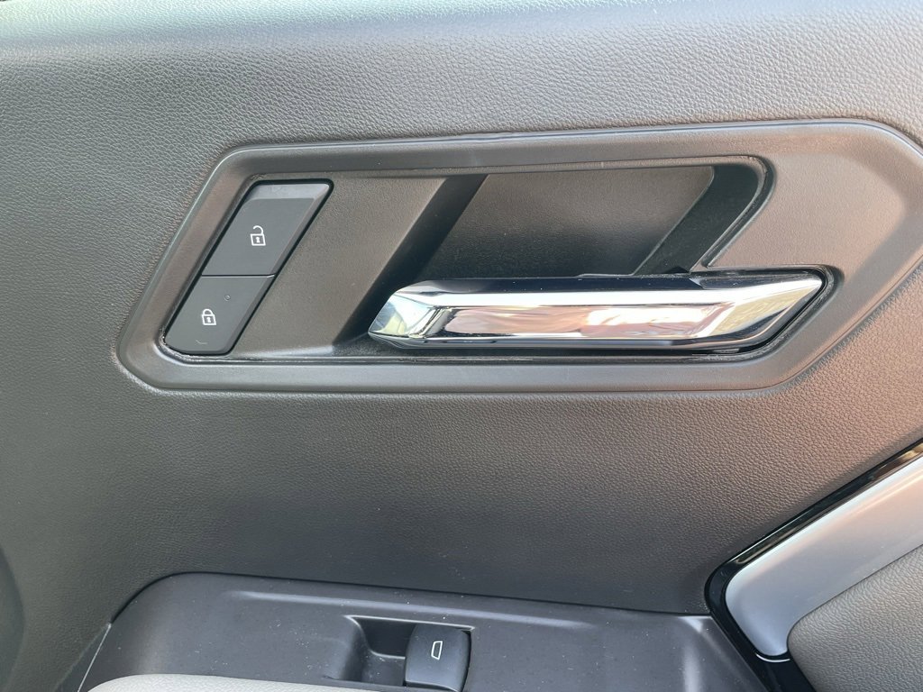 Used 2024 Chevrolet Colorado ZR2 w/ Safety Package image 16