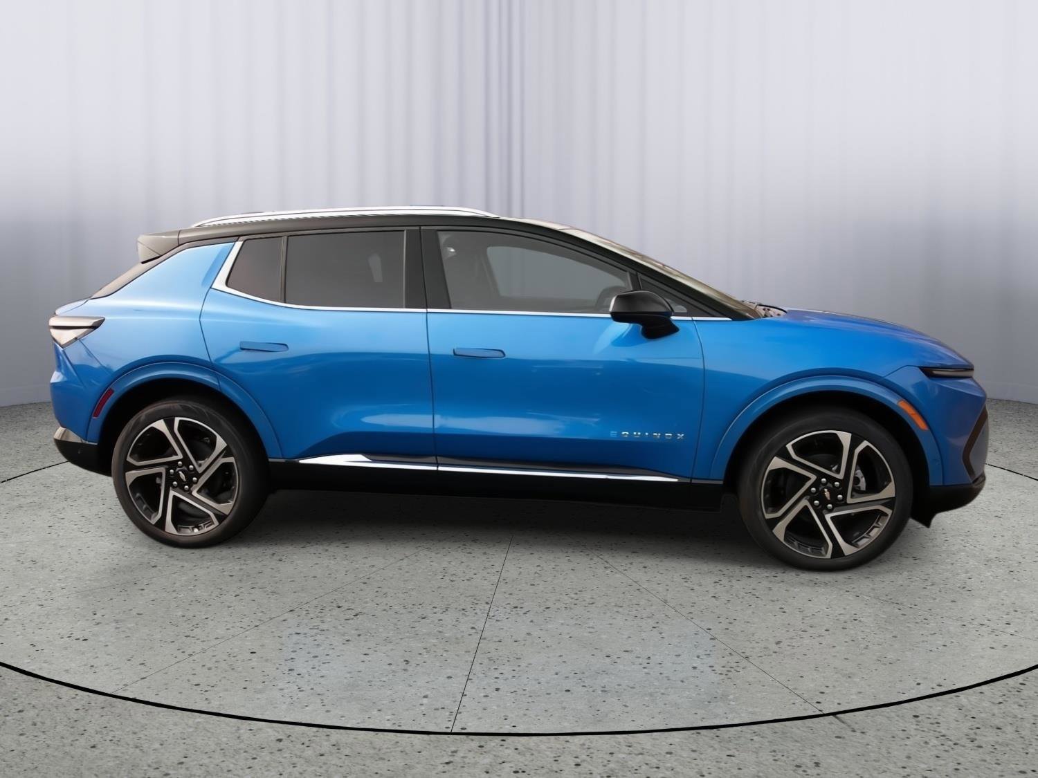 New 2026 Chevrolet Equinox EV LT w/ Active Safety Package 3 image 9